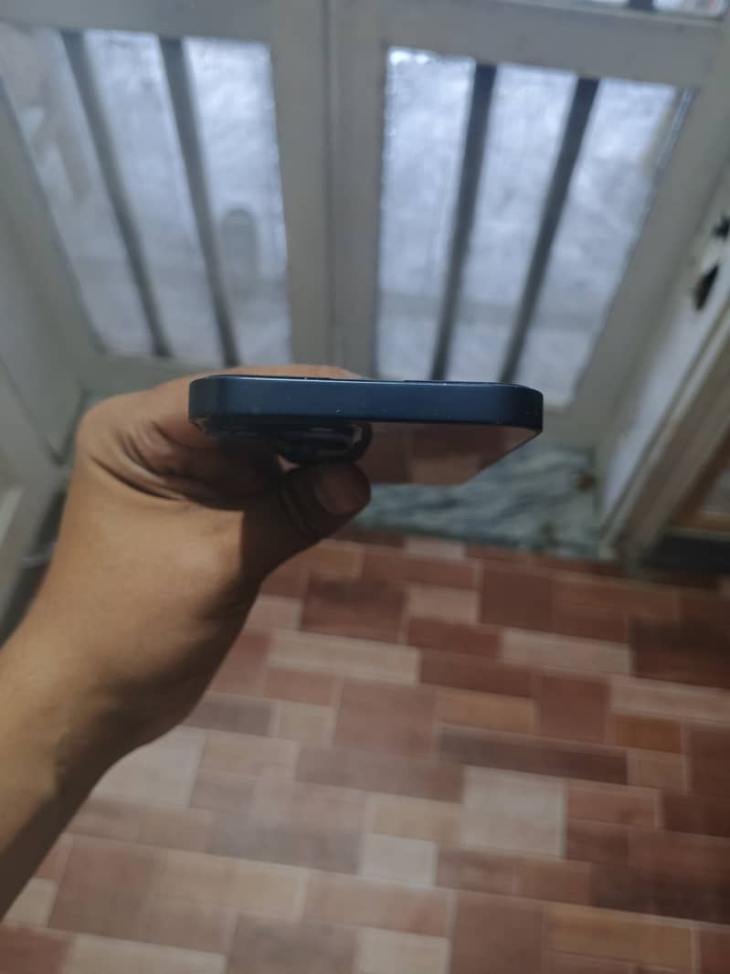 iPhone 14 0