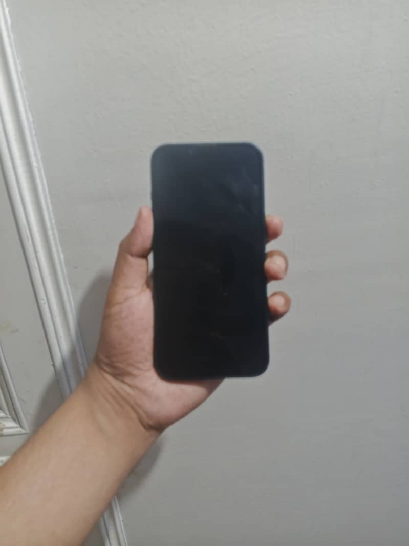 iPhone 14 4