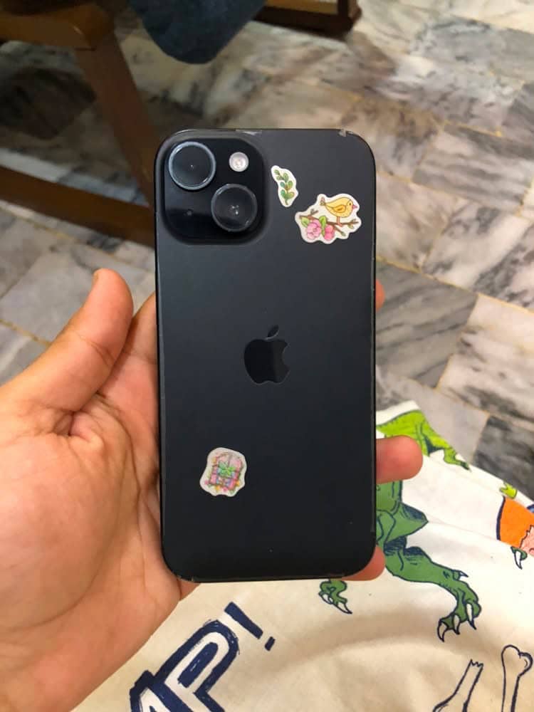 Apple iPhone 15 3