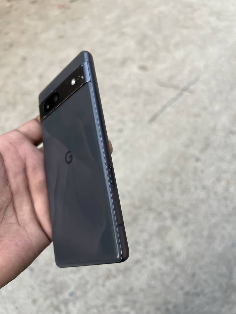 Google Pixel 7a 4