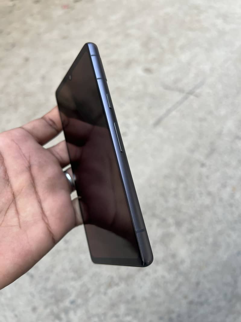 Google Pixel 7a 5