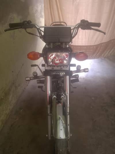 CG125