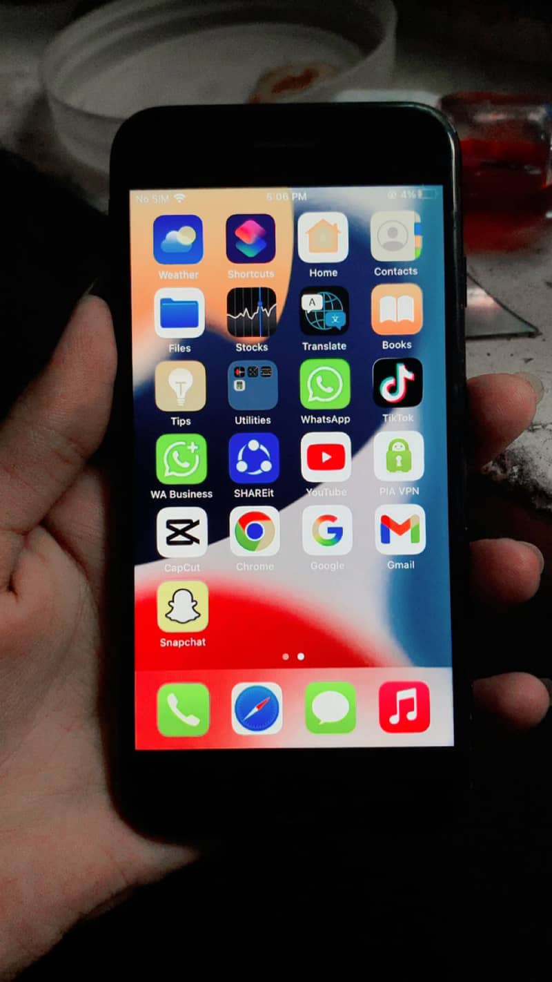 Apple iPhone 7 3