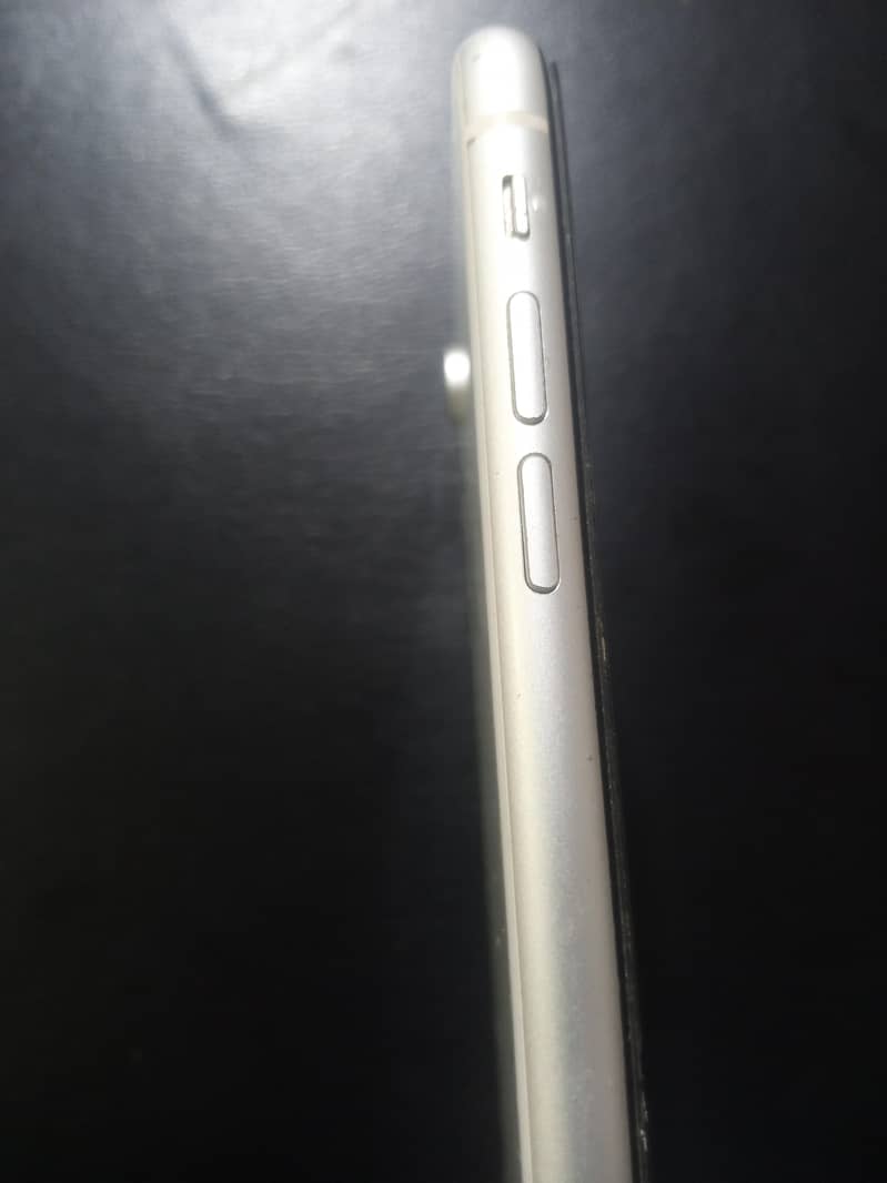 Apple iPhone XR 2