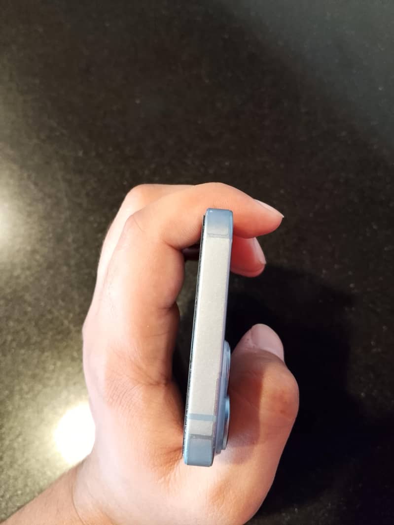 Apple iPhone 14 5
