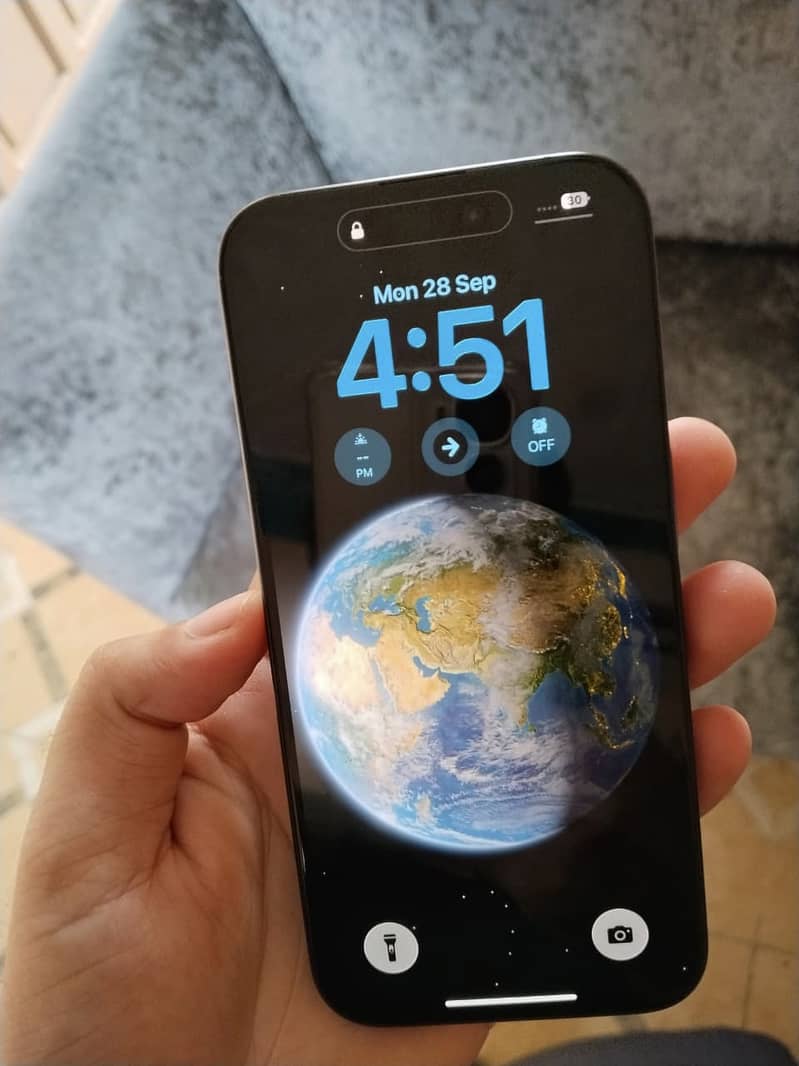 Apple iPhone 15 Pro 0