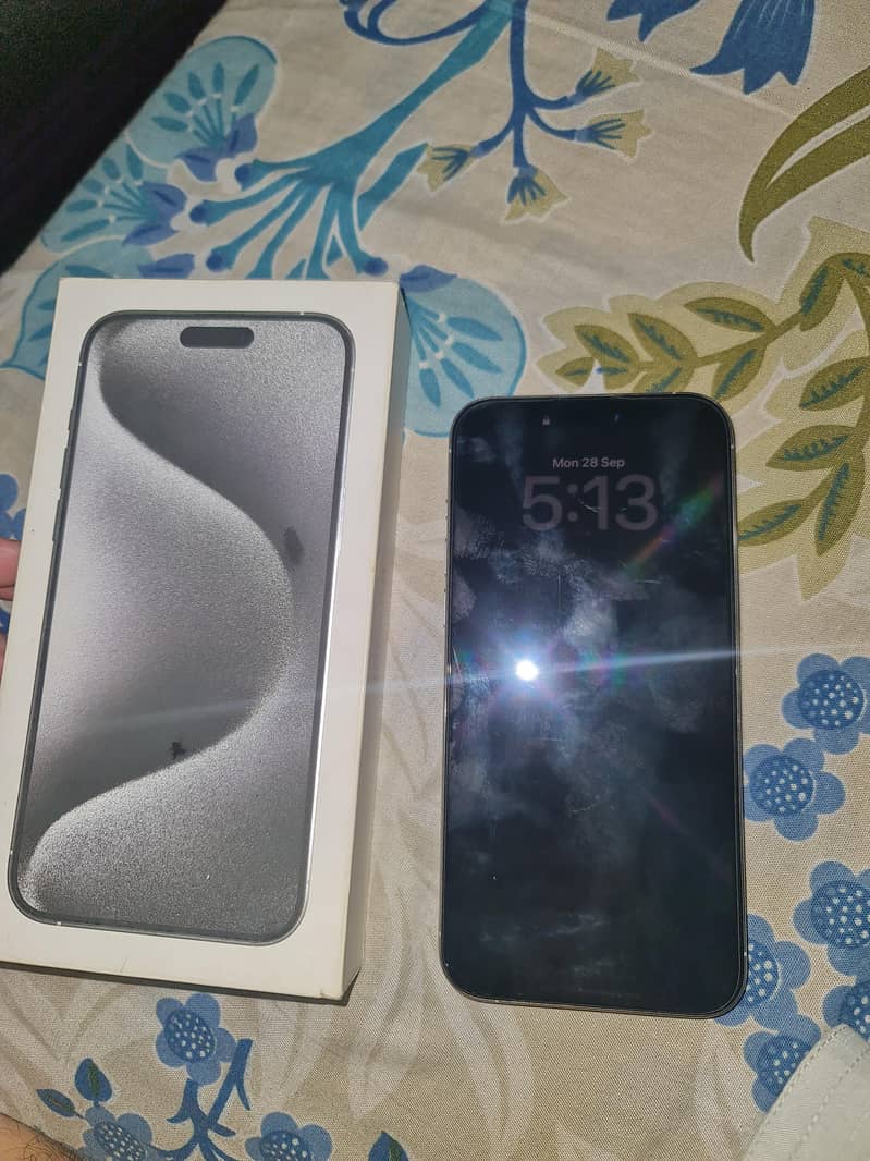Apple iPhone 15 Pro Max 1