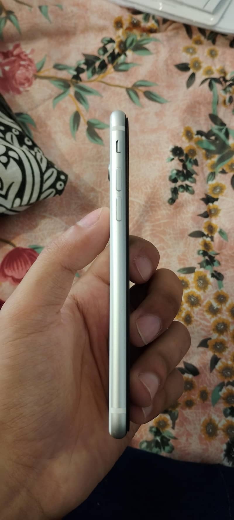 Apple iPhone SE 3 2