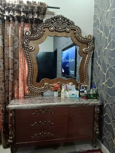 Dressing table watsap 0305-5909878