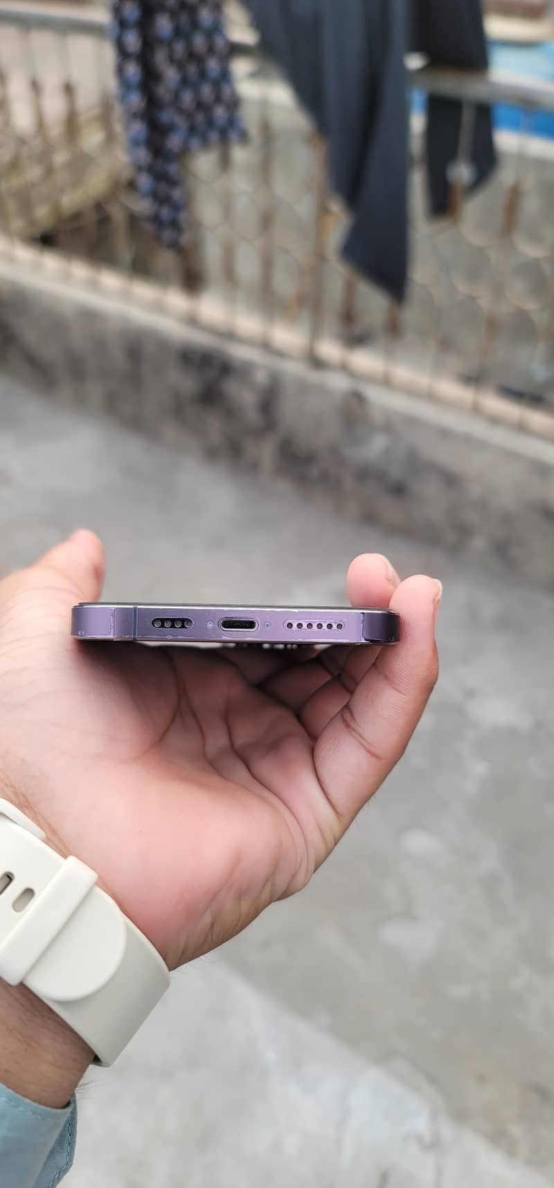 Apple iPhone 14 Pro Max 3