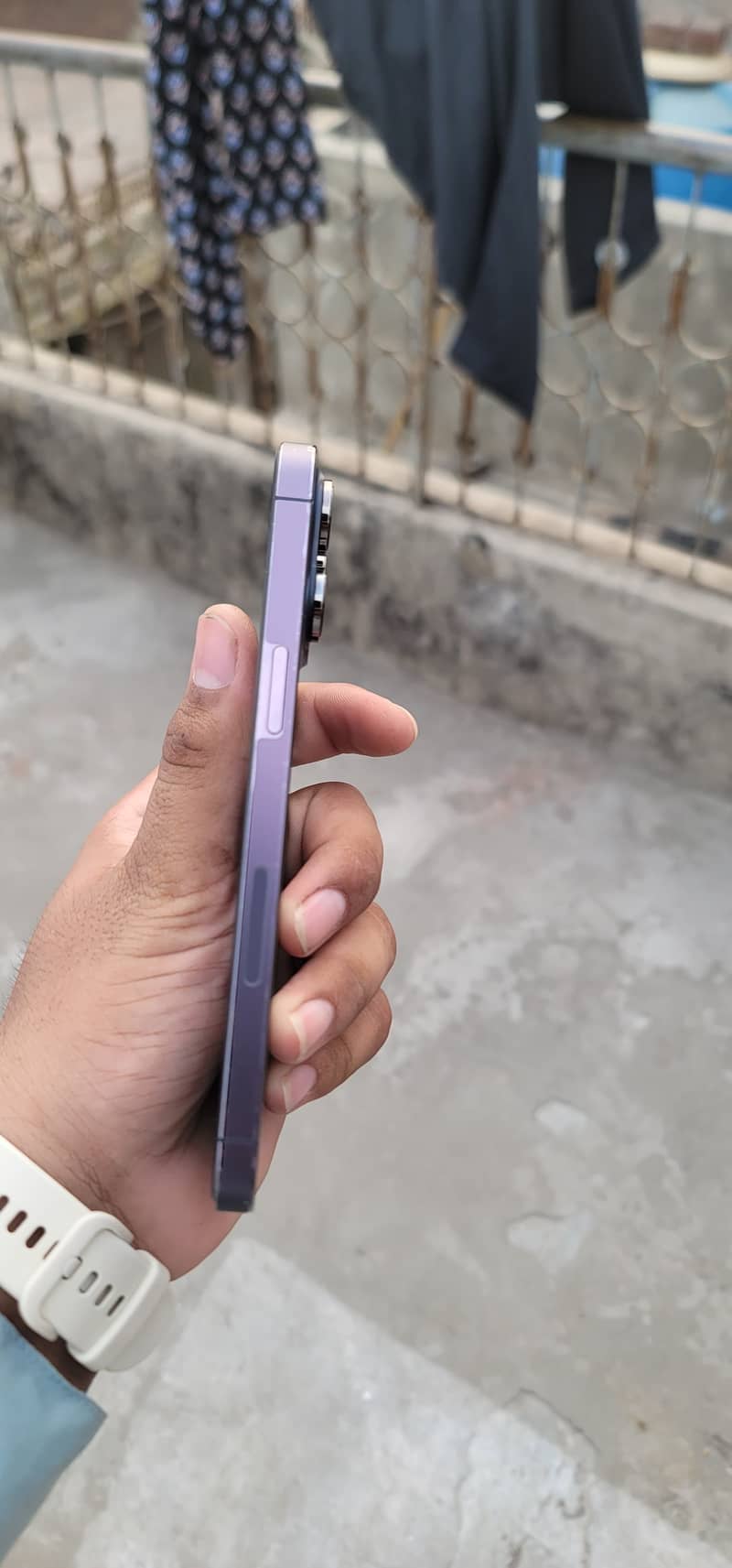 Apple iPhone 14 Pro Max 4