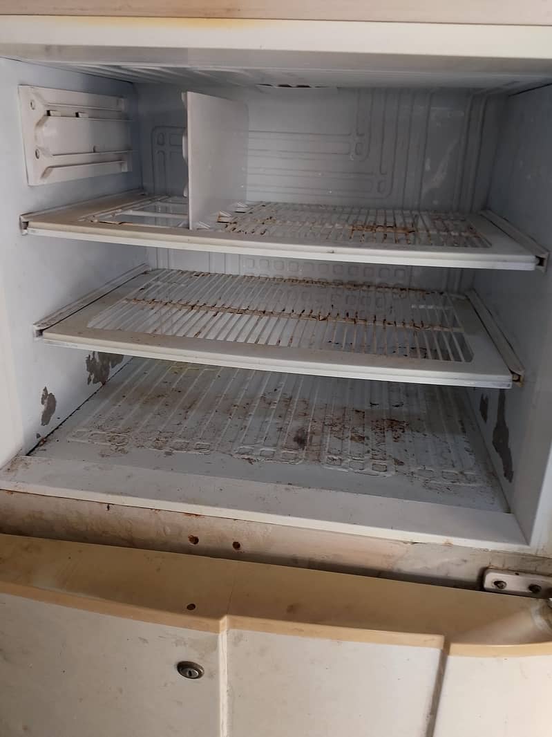 pel Refrigerator 1
