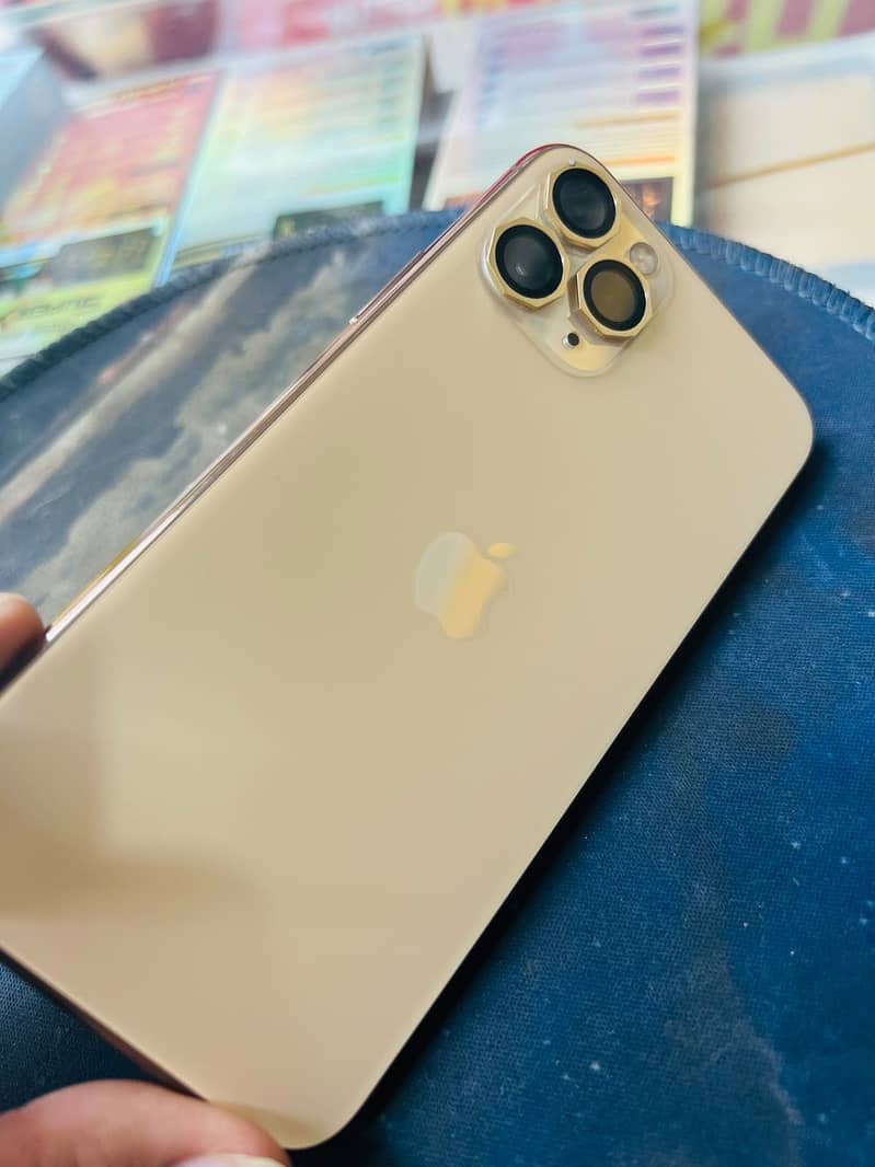 Apple iPhone 11 Pro 2