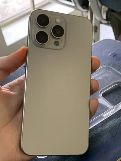 Apple iPhone 15 Pro Max