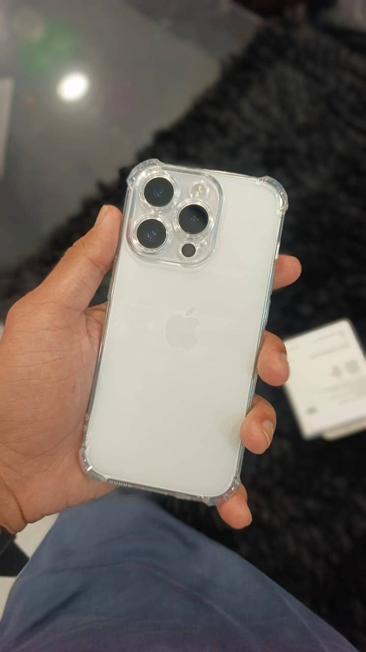 Apple iPhone 14 Pro 1