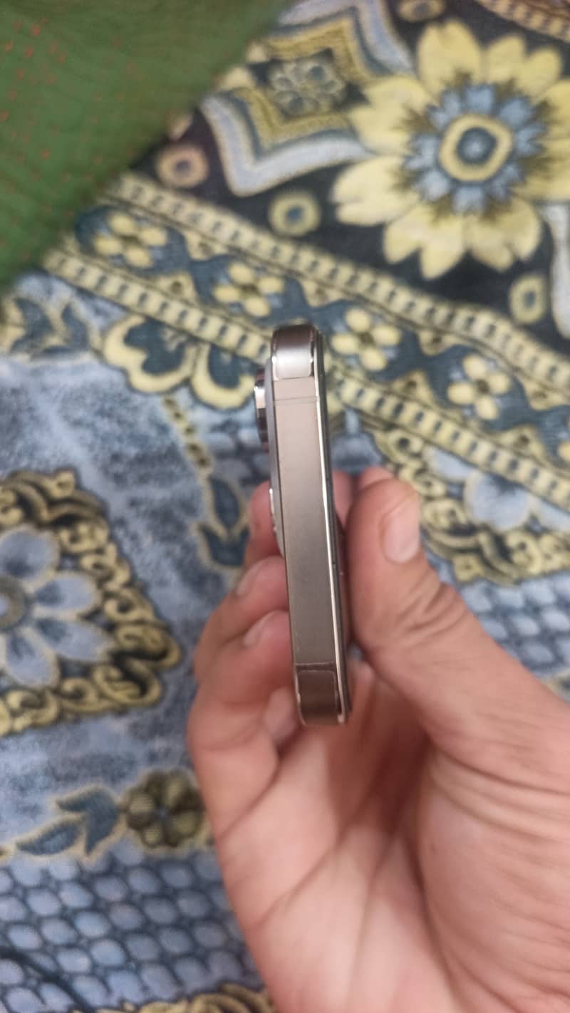 Apple iPhone 14 Pro 5