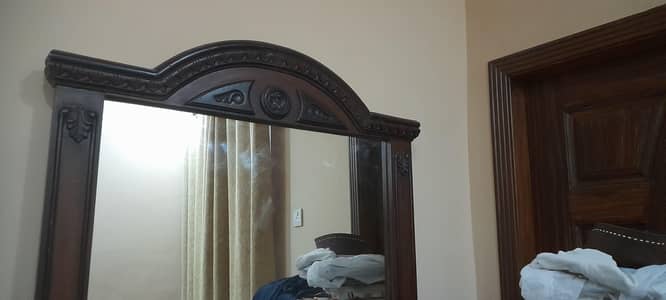 dressing table