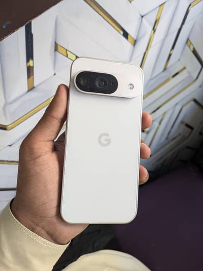 Google Pixel 9
