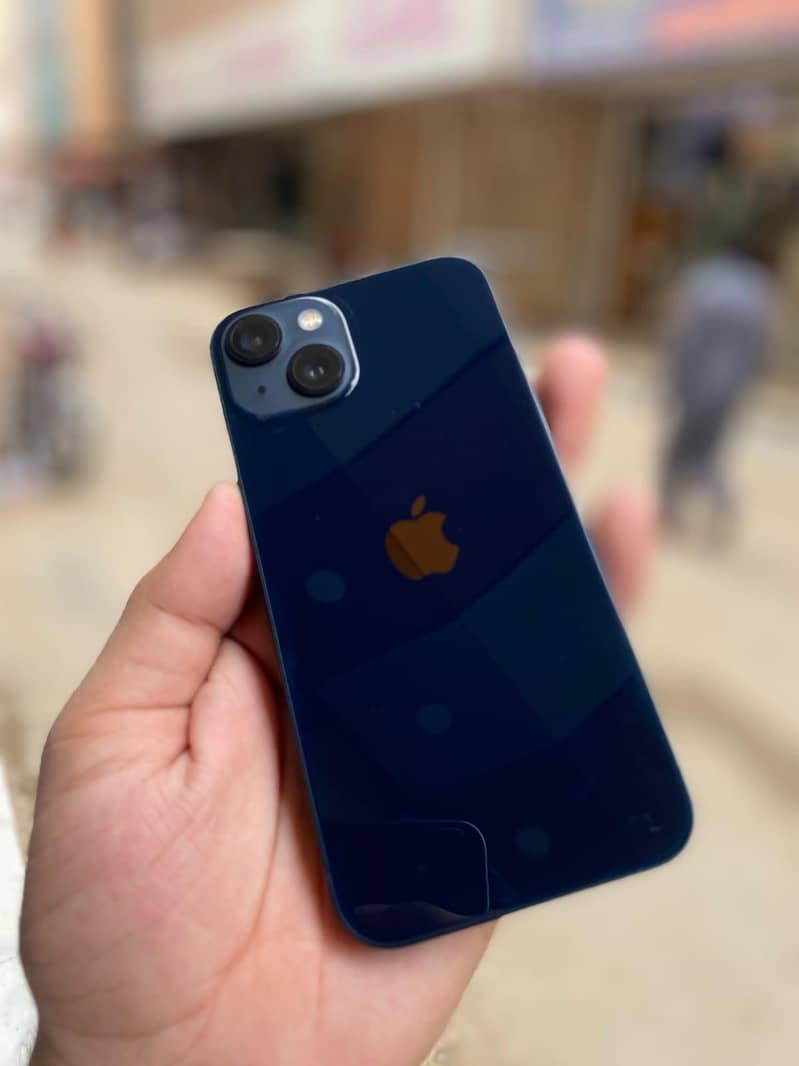 Apple iPhone 13 7