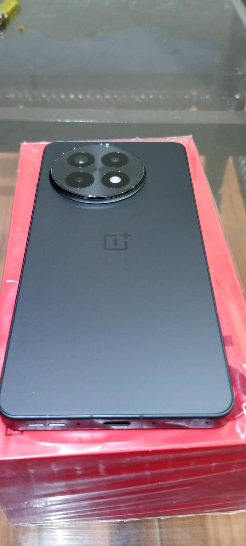 One Plus Ace 5 8