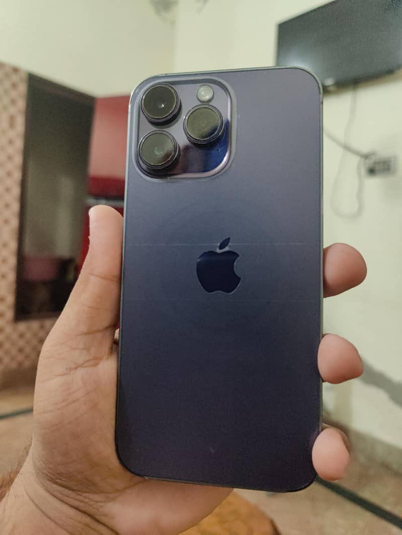 Apple iPhone 14 Pro Max 0
