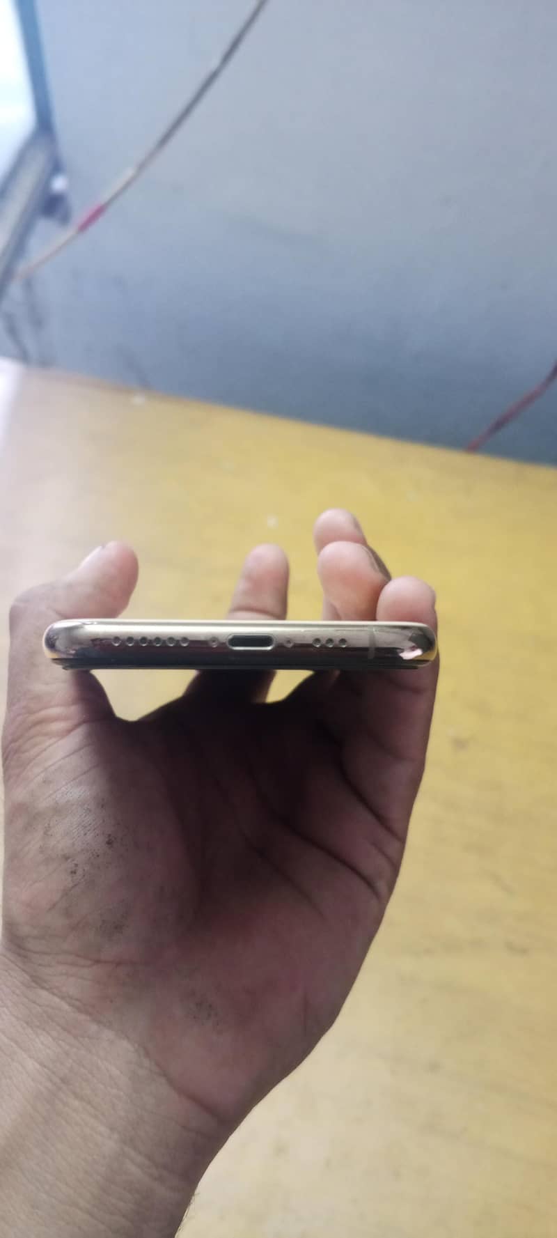 Apple iPhone Xs 3