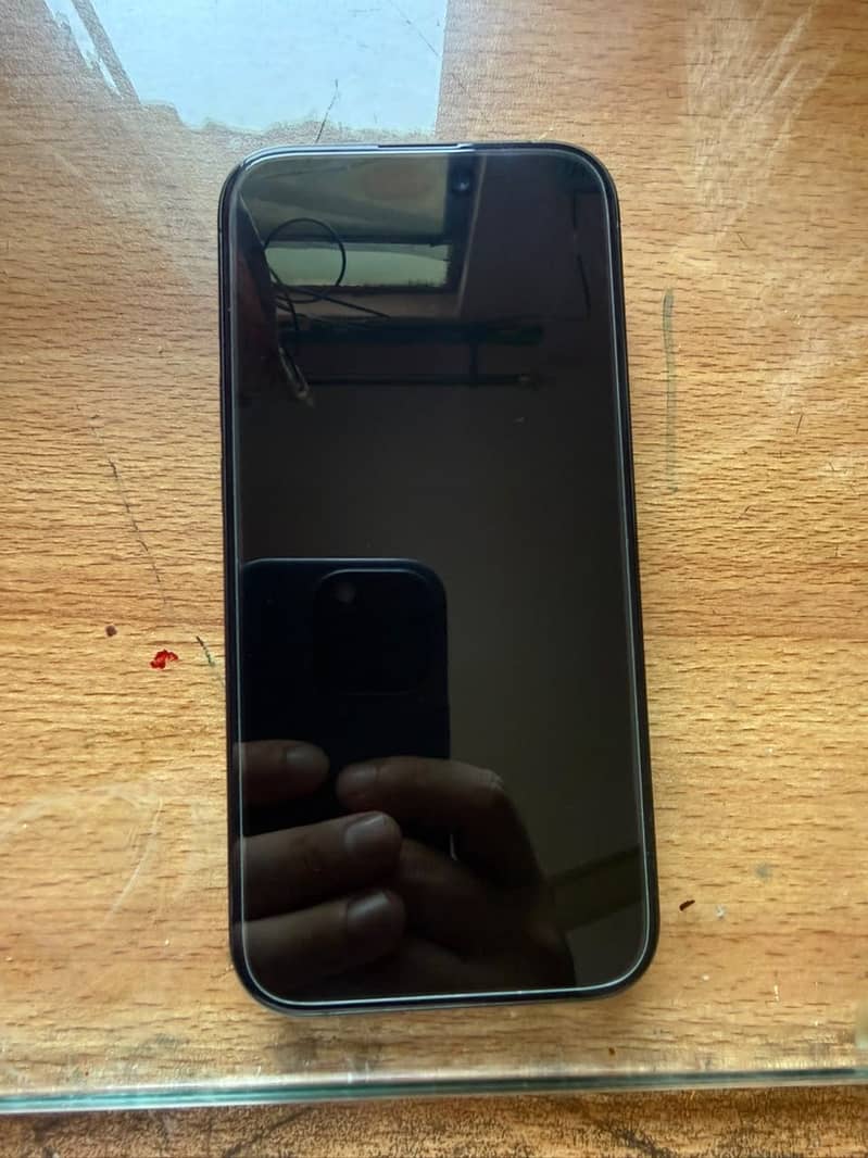 Apple iPhone 15 pro 1