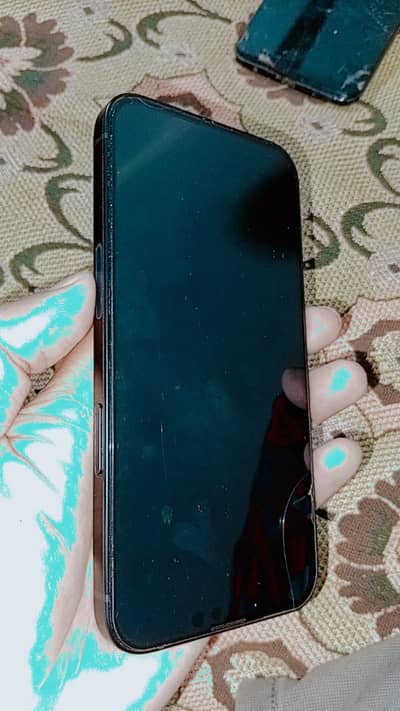 Apple iPhone 13 sim working 4 months