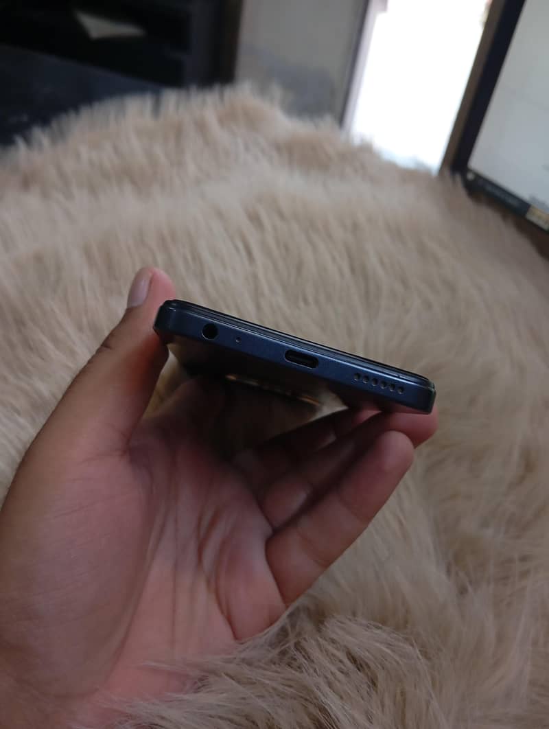 Itel S 24 1