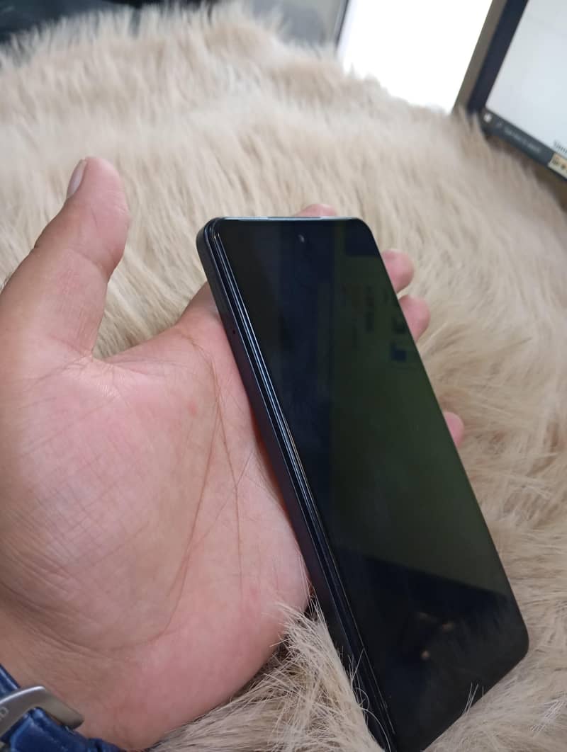 Itel S 24 3