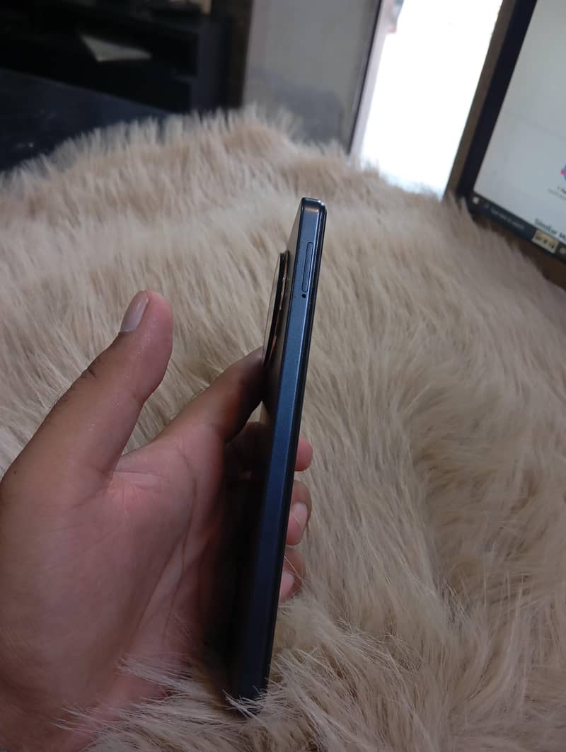 Itel S 24 6