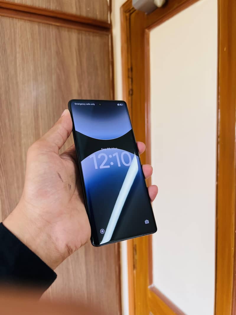 Xiaomi Redmi Note 14 Pro 1