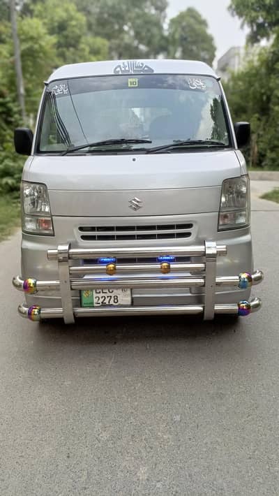 Suzuki Every 2011
