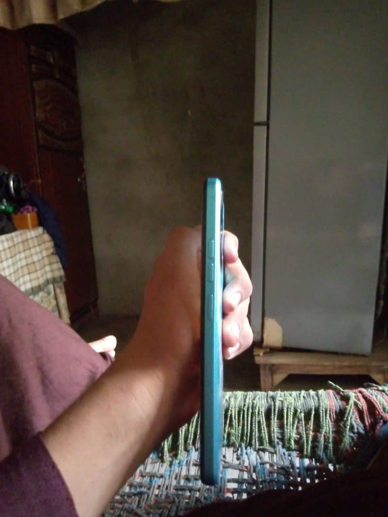 Tecno Spark Go 0