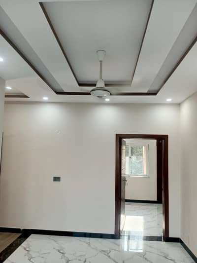 G-11/3 Fully Luxury Renovated First Floor Flat For Rent