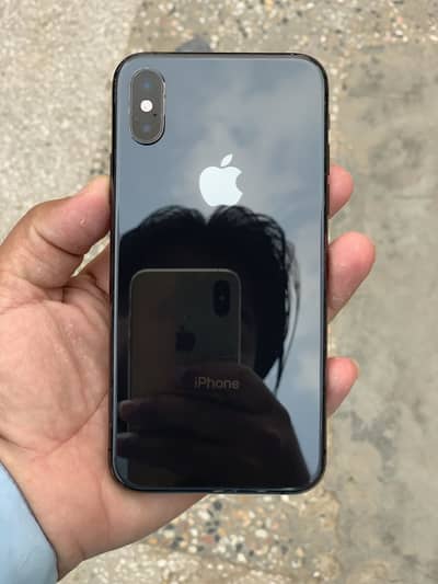 IPHONE XS 64 GB NON PTA SALE AND EXCHANGE POSSIBLE