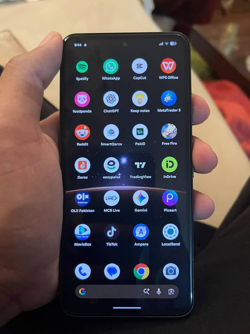 Google Pixel 8 5