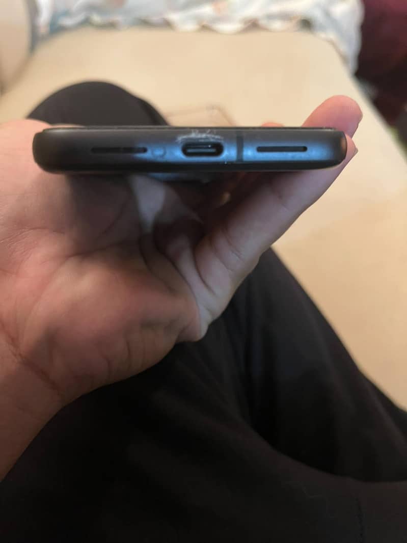 Google Pixel 8 6