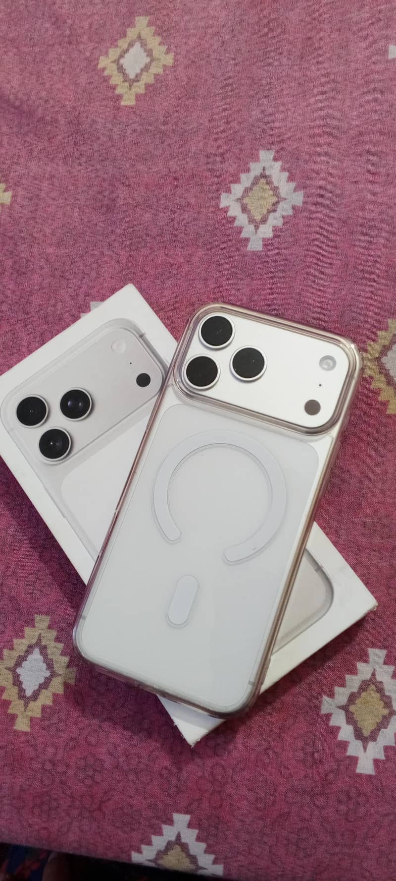 Apple iPhone 17 Pro Max 0