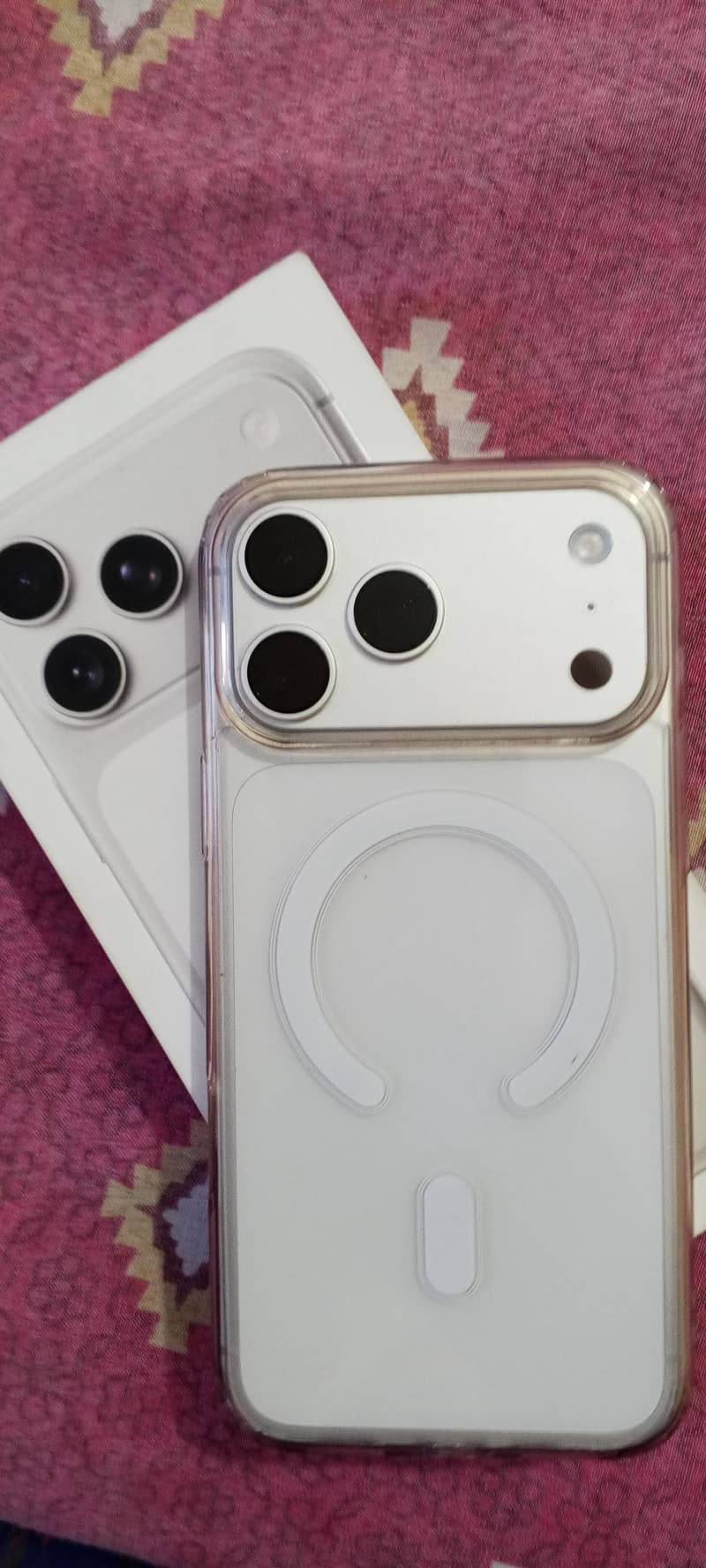 Apple iPhone 17 Pro Max 1