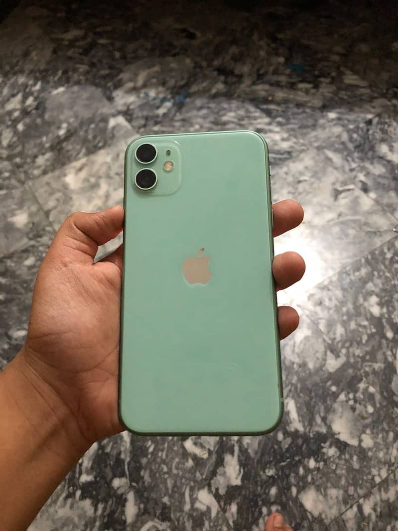 Apple iPhone 11 0