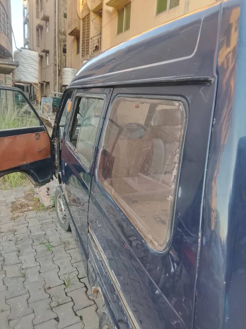 Subaru 1986 6