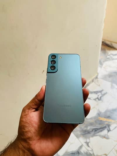 Samsung S22 (8/128gb) urgent sale. 03/09/10/18/123