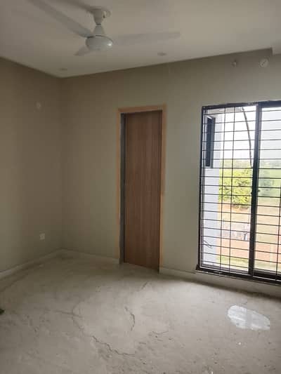 8 Marla Residential 2nd Floor House For Rent In Etihad Town Phase 1 Raiwind Road , Lahore