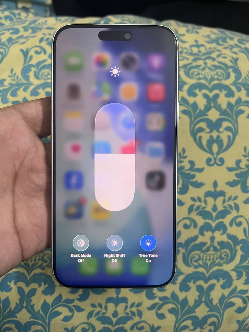 Apple iPhone 17 Pro Max 6