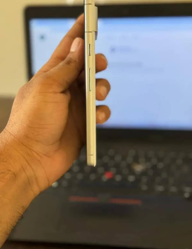Google Pixel 7a 1