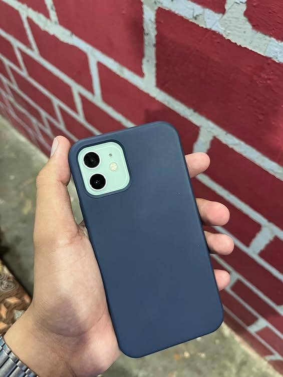 Apple iPhone 12 1