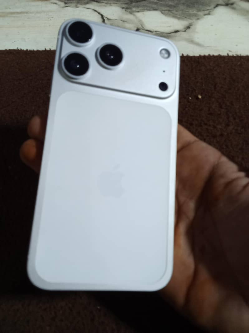 Apple iPhone XR 5