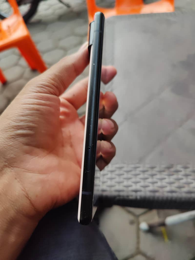Google Pixel 6 8/128 5