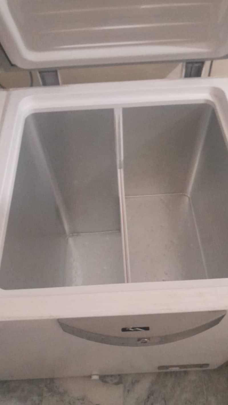 Dawlance freezer 1